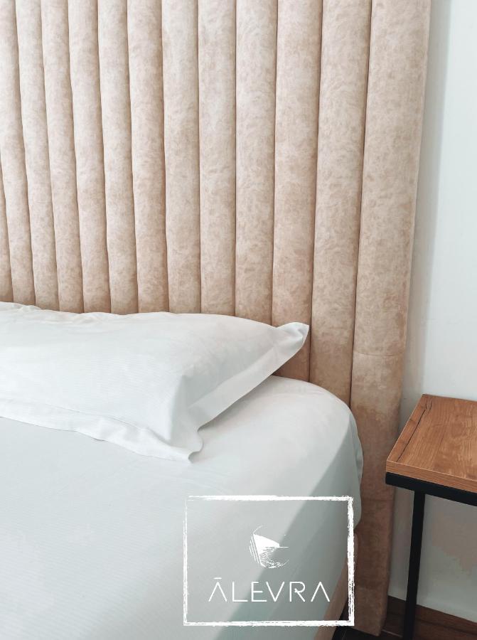 Alevra Hotel Dhërmi Екстериор снимка